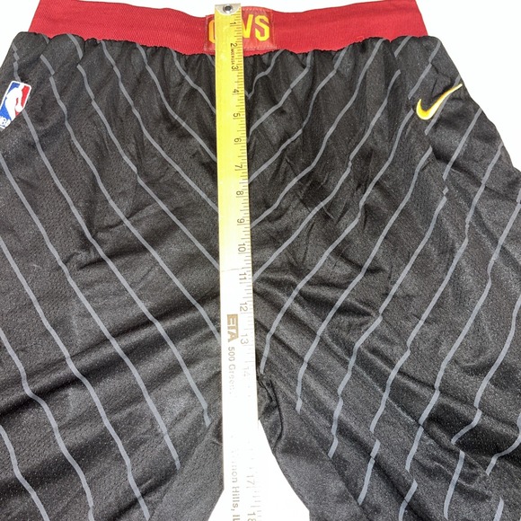 Men's NBA Nike Connect Cleveland Cavaliers Pinstripe Basketball Shorts Sz 54 - Picture 8 of 8